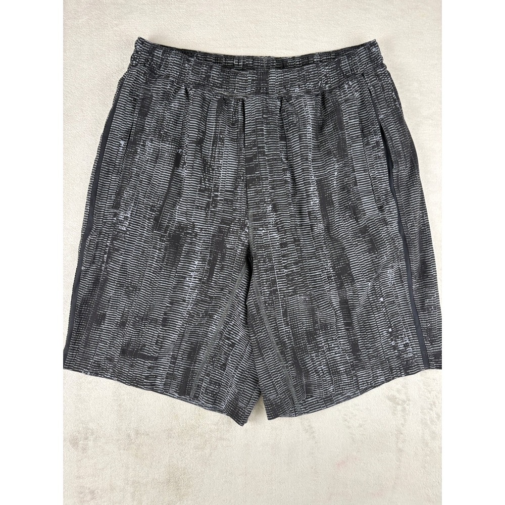 Lululemon Mens Athletic Shorts Black White Glitch Stripe Gym Training Size S M